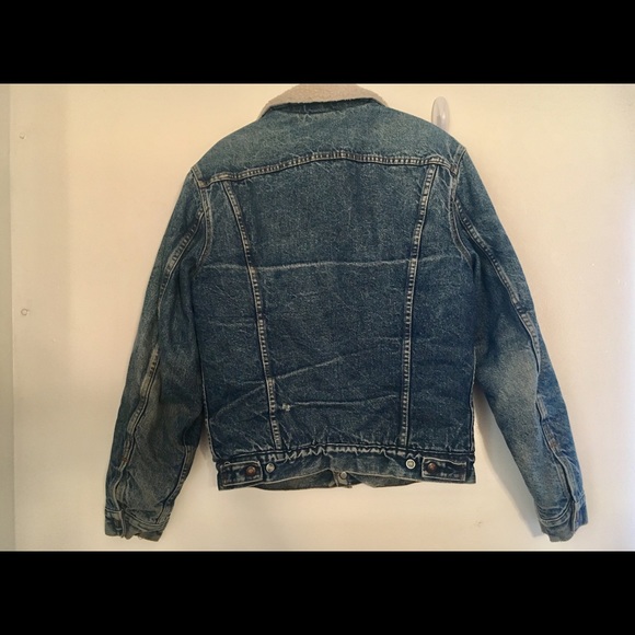VTG Levi’s Sherpa Trucker Jacket - Picture 4 of 6